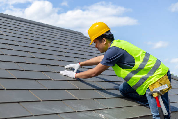 Best Emergency Roof Repair  in Mill City, OR